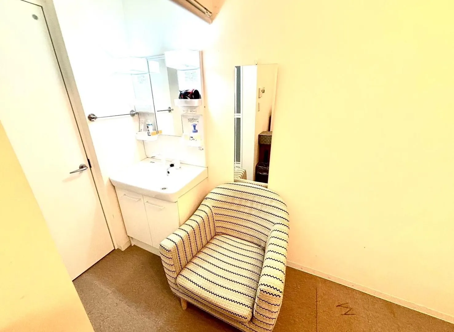 Guesthouseえにし Kyoto Japan